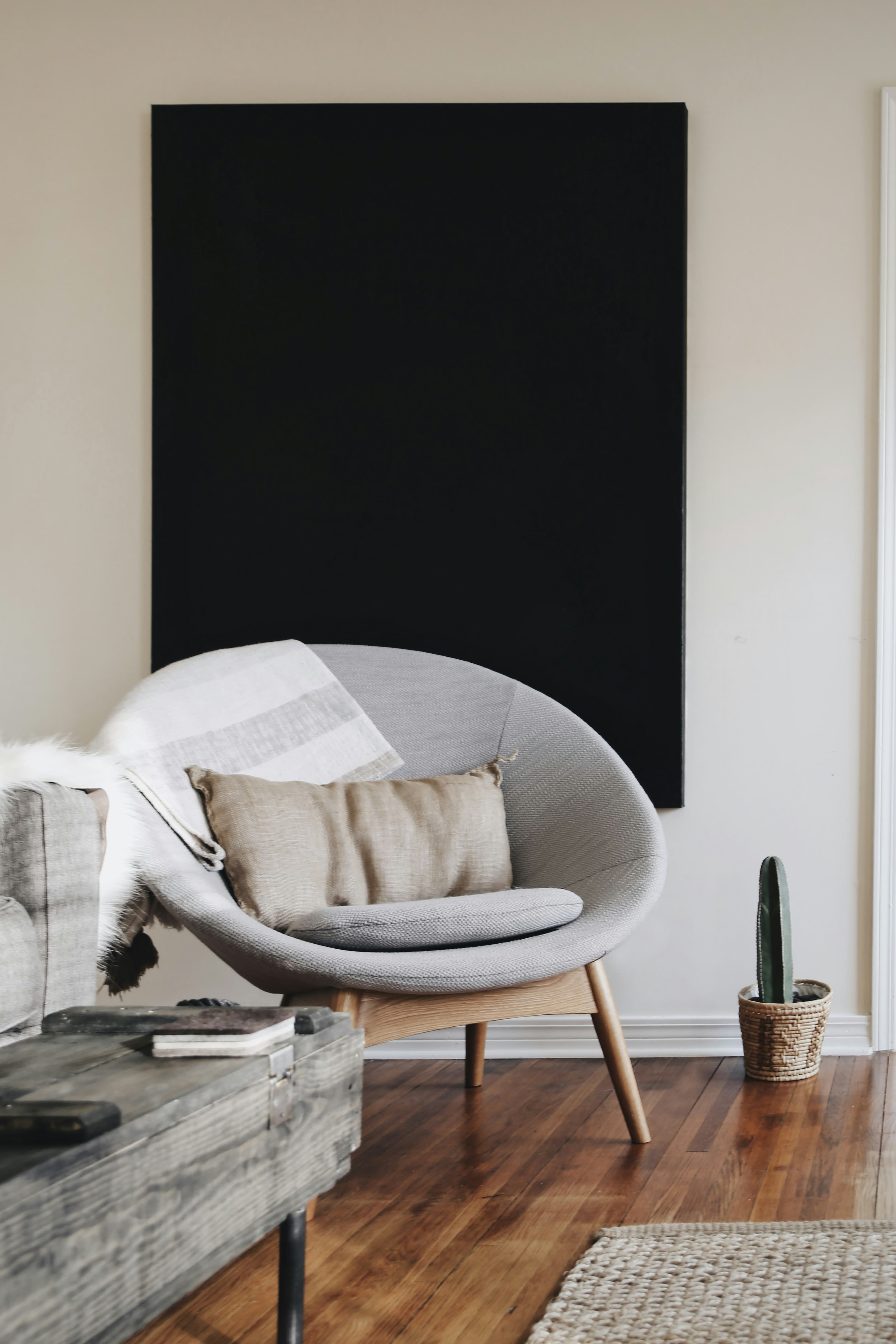 Image of hardwood in the living room